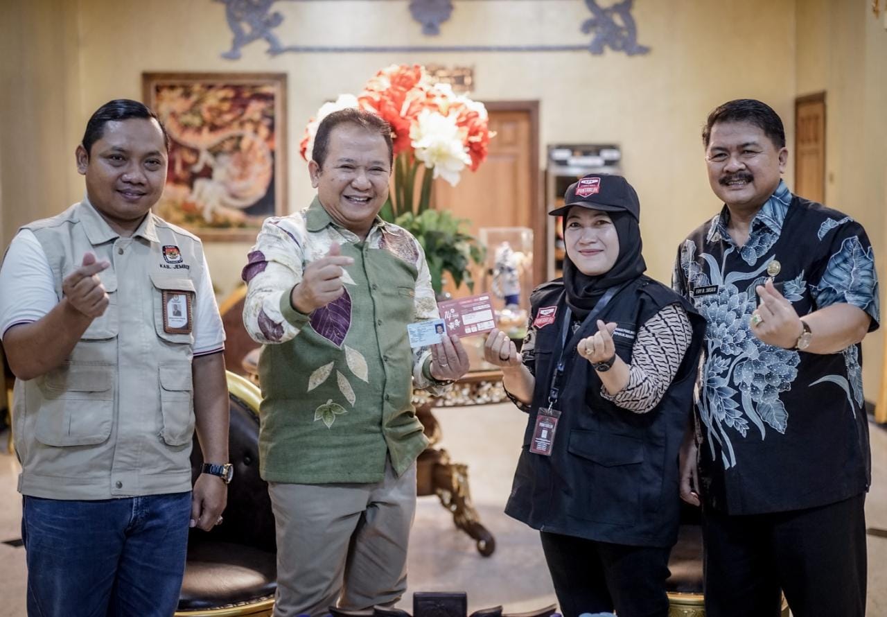 Lakukan Coklit, Pantarlih Pemiku Datangi Rumdin Bupati Jember
