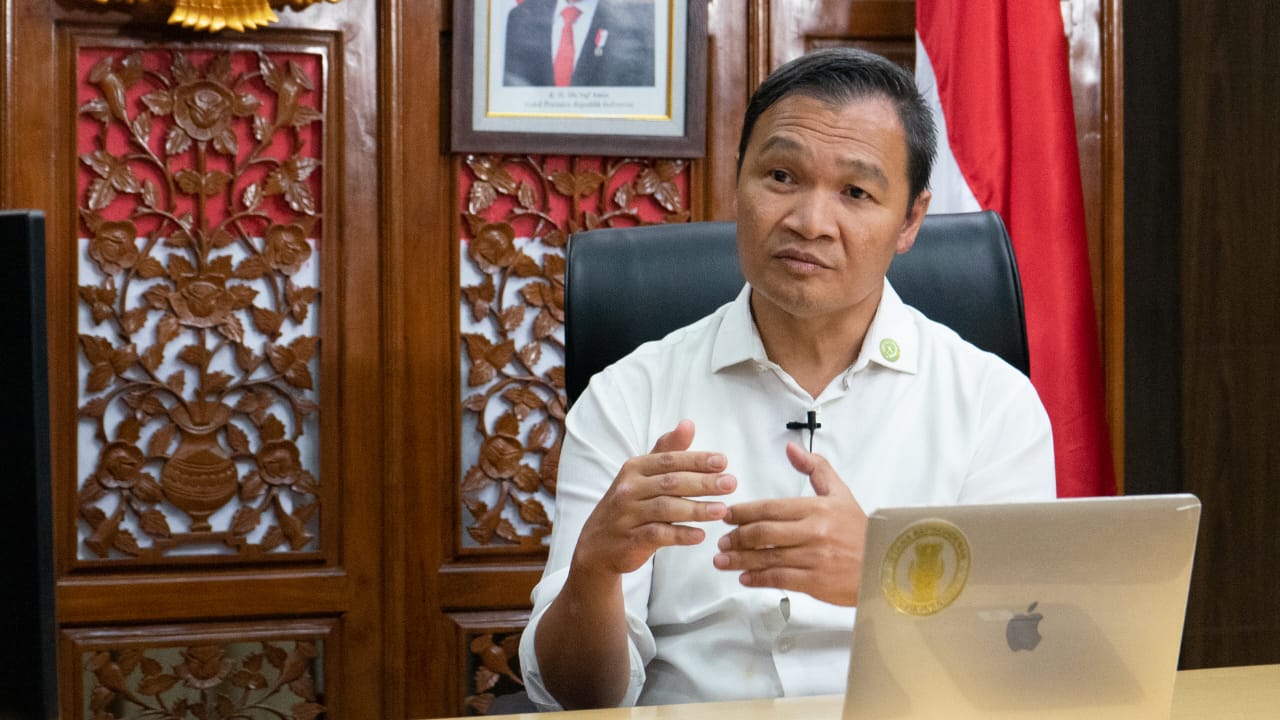 KSP: Insentif PPN Pembelian Mobil dan Bus Listrik Selamatkan Kondisi Lingkungan dan Uang Negara