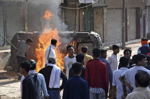 Jamaah Haji India Diserang Hindutva, Bus Rusak dan Banyak yang Terluka Parah