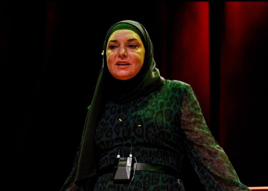 Penyanyi Mualaf Sinead O’Connor Meninggal Dunia