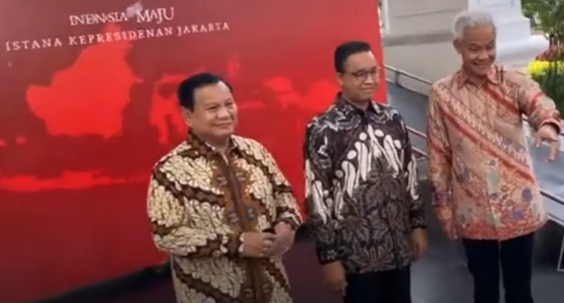 Prabowo Ganjar Anies Kompak Pakai Batik Parang Saat Makan Siang