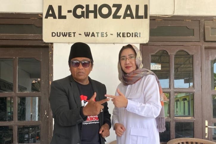 Jelang Pileg, Mary Susilo Sowan ke Gus Jalal