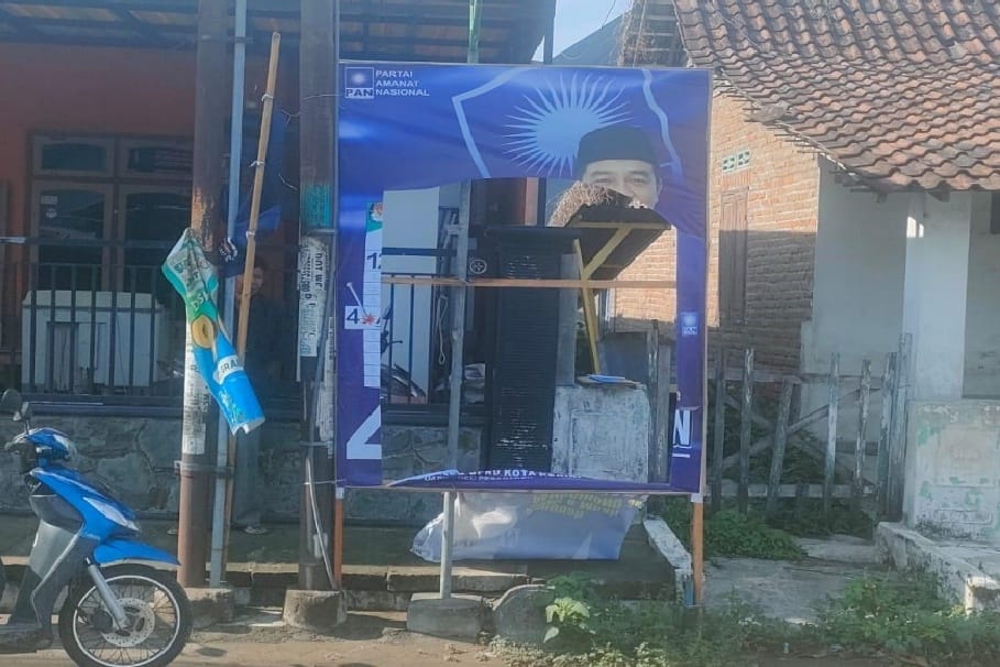 Puluhan APK di Kediri Dirusak Oknum, PAN Geram