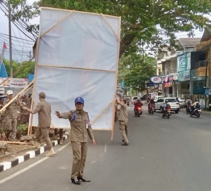 2 Pekan Kampanye, Ratusan APK Langgar Aturan