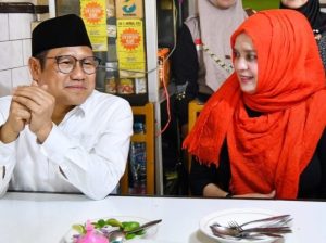 Datangi Malang, Cak Imin “Nyate” di Warung Ketua DPD Perindo