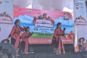 Festival Stroberi Gemah Ripah Kembali Digelar di Kota Batu