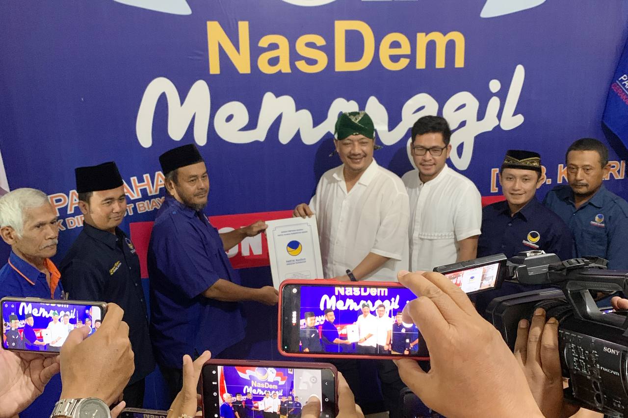 Maju Pilkada 2024, Bos Tajimas Group Kembalikan Formulir ke NasDem