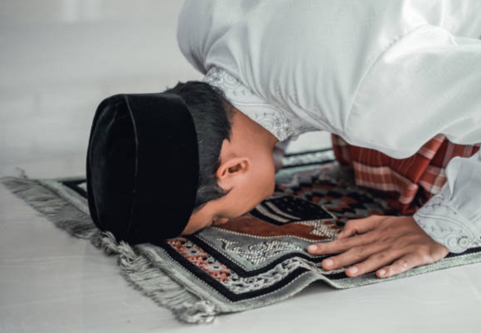 Tak Sampai 40% Umat Muslim di Indonesia yang Tunaikan Salat 