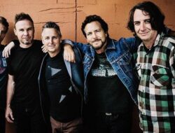 Pearl Jam Gagal Manggung di Berlin