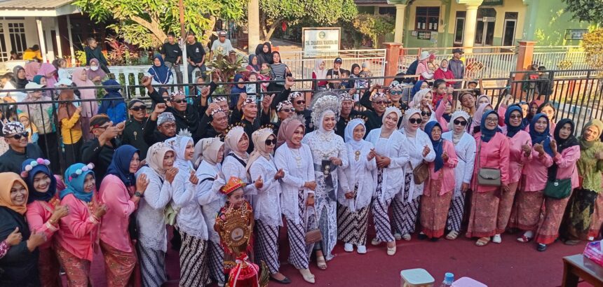 Senggreng Festival Carnaval: Ajang Adu Kreatif Warga Meriahkan HUT RI ke-79