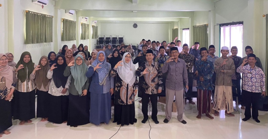 FIP UM Gandeng Ponpes Zainul Hasan Genggong Probolinggo Wujudkan Pesantren Ramah Anak