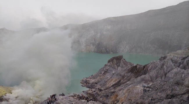 Besok Kawah Ijen Kembali Dibuka untuk Wisatawan