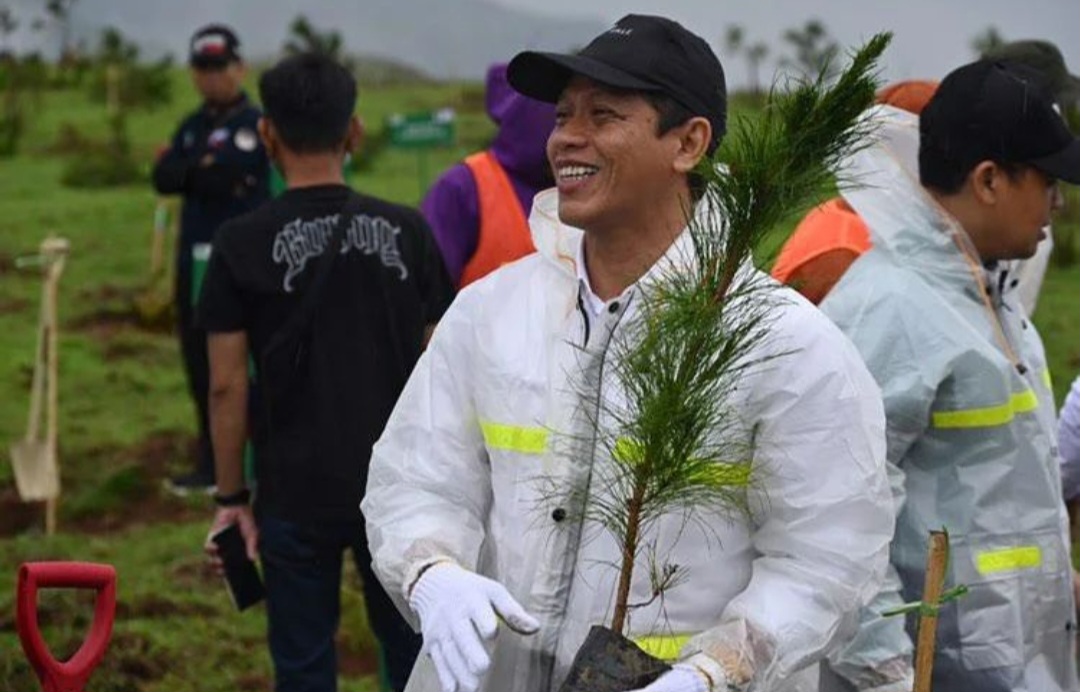 Hanif Faisol, Tokoh “Revolusi Hijau” yang Kini Jabat Menteri Lingkungan Hidup