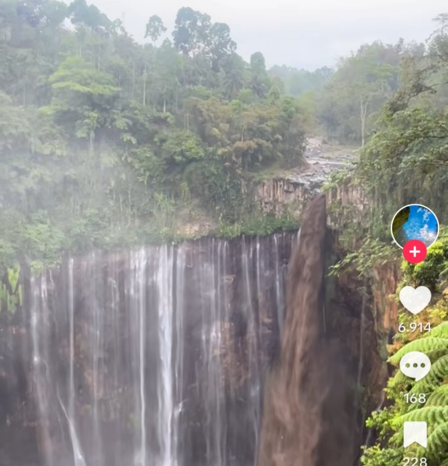 Banjir Lahar Dingin Semeru Terjang Air Terjun Tumpak Sewu