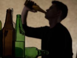 Pakar Nutrisi Ungkap Sederet Dampak Buruk Minuman Alkohol, Mulai Kanker hingga Obesitas