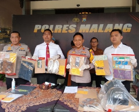 Cemburu Buta, Pria Surabaya Habisi Nyawa Kekasih di Gubuk Malang