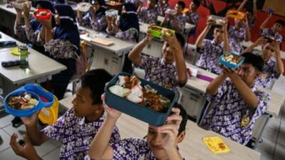 Hari Ini Program Makan Bergizi Gratis Resmi Dimulai, Berikut Lokasi dan Mekanismenya