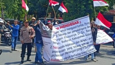 Demo Kejari, Warga Sidoarjo Tuntut Usut Pungli PTSL dan Penyalahgunaan Dana Ketahanan Pangan