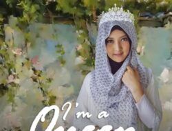 Miss Whida, Dosen Multitalenta UIN Malang, Rilis Lagu Religi I’m a Queen