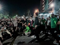 Persebaya 5 Beruntun Tanpa Menang, Bonek Cegat Pelatih dan Pemain