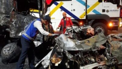 8 Meninggal dan 11 Luka akibat Laka Maut di Gerbang Tol Ciawi