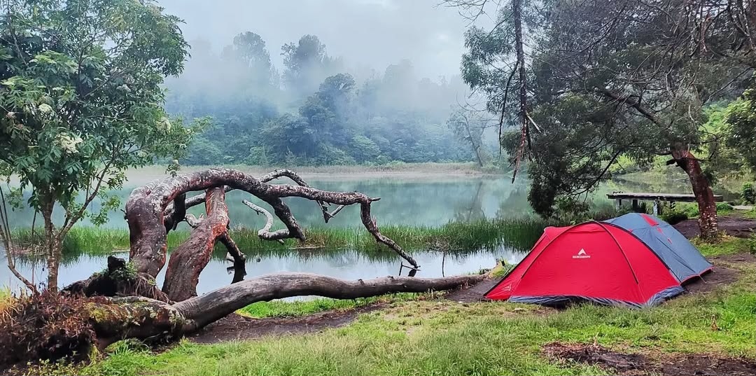 Ranu Regulo Kembali Dibuka bagi Wisatawan, Catat Aturan dan Harga Tiketnya