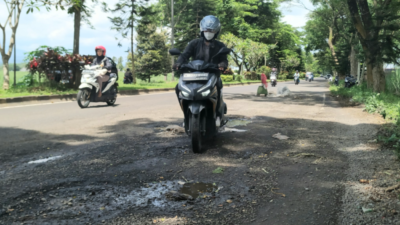 Perbaikan Jalan Rusak di Kabupaten Malang Dikebut, DPUBM: 80 Persen Mulus