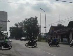 Bus Pariwisata Terobos Lampu Merah, Pasutri Kehilangan Nyawa