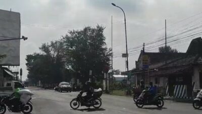 Bus Pariwisata Terobos Lampu Merah, Pasutri Kehilangan Nyawa