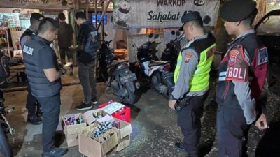 Polres Malang Gencarkan Patroli Malam Ramadan, Sita Puluhan Botol Miras