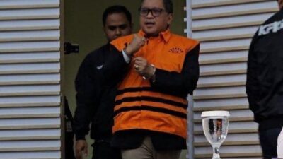 Hakim Skors Sidang Praperadilan Hasto, Dua Kubu Beda Pandangan