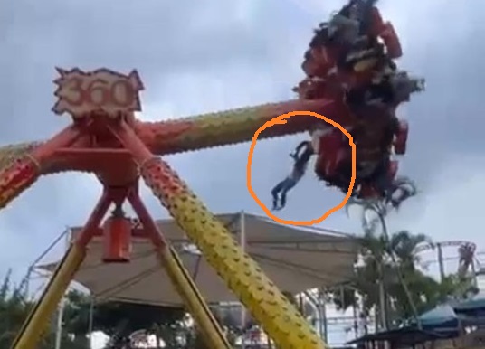 Detik-Detik Mencekam di Jatim Park 1: Pengaman Lepas, Pelajar Terpelanting dari Wahana Ekstrem