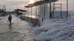 Pesisir Jatim Bersiap Hadapi Ancaman Banjir Rob Hingga Awal Mei 2025