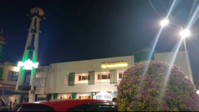 Viral Masjid NU Berdampingan dengan Sekolah Muhammadiyah, Ini Kata Netizen Viral Masjid NU Berdampingan dengan Sekolah Muhammadiyah, Ini Kata Netizen