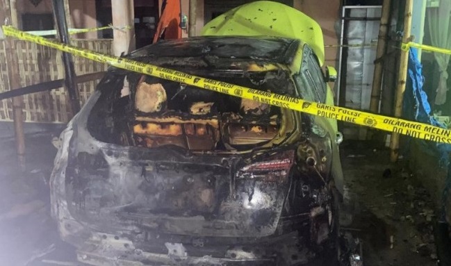 Toyota Yaris Ratusan Juta Hangus di Singosari: Polisi Selidiki Potongan Kabel Pemicu Korsleting
