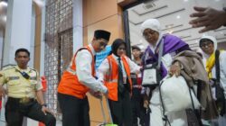 Embarkasi Surabaya Terbangkan Kloter Terakhir ke Tanah Suci
