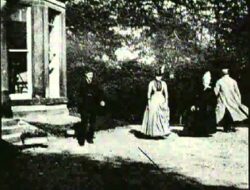 Jejak Film Tertua di Dunia: Dari Roundhay Garden Scene hingga Passage de Venus