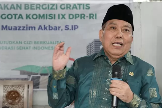 MBG Asal Urus, DPR: Ada Ulat di Makanan dan Nasi Keras