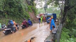 Longsor Ampelgading Putus Total Jalur Vital Malang-Lumajang