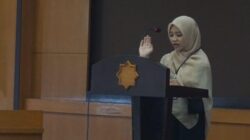 Kalahkan Delegasi Internasional, Mahasiswi UIN Maliki Malang Raih Best Speaker Debat Bahasa Arab Nasional GEKA 2025