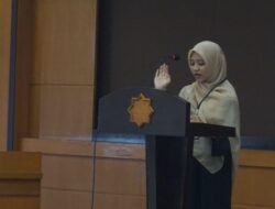 Kalahkan Delegasi Internasional, Mahasiswi UIN Maliki Malang Raih Best Speaker Debat Bahasa Arab Nasional GEKA 2025