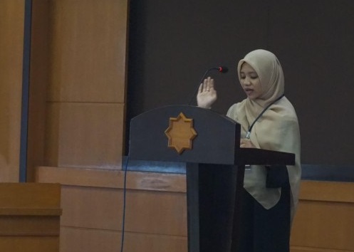 Kalahkan Delegasi Internasional, Mahasiswi UIN Maliki Malang Raih Best Speaker Debat Bahasa Arab Nasional GEKA 2025
