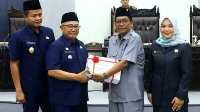 Bupati Blitar Sampaikan Ranperda Pertanggungjawaban APBD 2024 di Rapat Paripurna DPRD