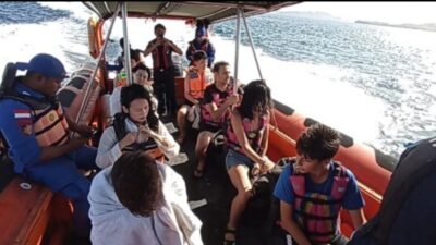 8 Turis Asing Selamat dalam Tenggelamnya Pinisi di Pulau Komodo
