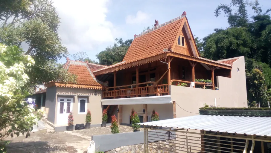 Menguak Villa Hidden Gem Batu-Malang, Privasi Eksklusif Harga Logis