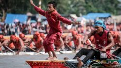 Gema Hip-Hop di Arus Kuantan: Jejak Melly Mike dan Tradisi Pacu Jalur
