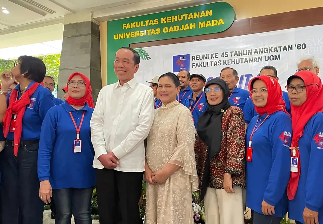 Survei LSI Denny JA: Mayoritas Responden Publik Tak Percaya Ijazah Jokowi Palsu