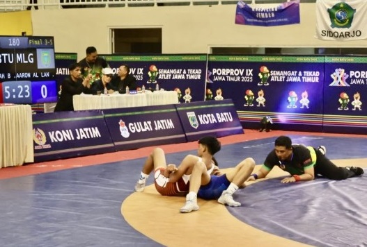 Kota Batu Bersinar di Porprov Jatim IX 2025: Dua Emas dari Gulat