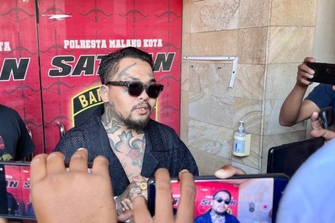 Drama Promo Miras Suhat: Sanksi Toko Tuntas, Nasib King Abdi di Ujung Tanduk