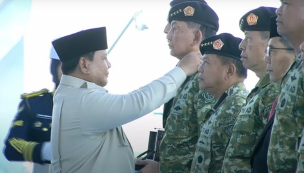 Sejumlah Tokoh Militer Senior Terima Pangkat Kehormatan dan Tanda Jasa dari Presiden, Berikut Profilnya
